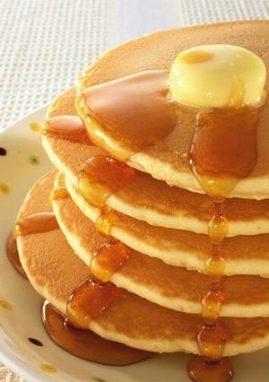 A picture of Fluffy Pancakes Without Pancake Mix.