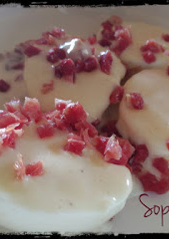 Una foto de Huevos con bechamel