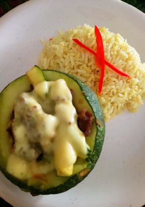 Una foto de Zapallo italiano relleno con pino de carne