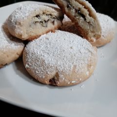 A picture of Stuffed Butter Cookies.