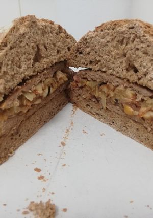 Una foto de Hamburguesa rellena. Doble cheese bacon