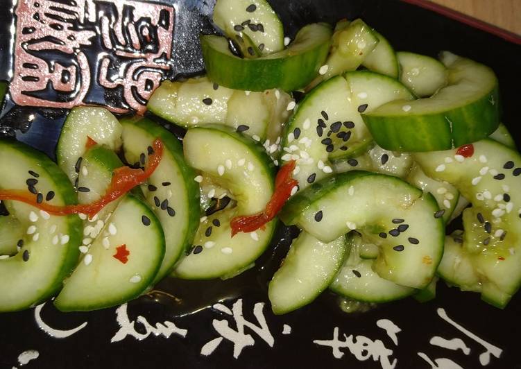 Simple Way to Make Speedy 🥢Breit geschlagene Gurke