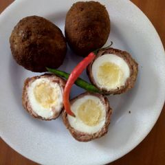 A picture of Scotch Eggs.