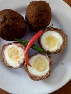 A picture of Scotch Eggs.