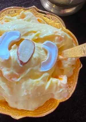 ગ્રીક યોગર્ટ વિથ મેંગો (Greek Yoghurt With Mango Recipe In Gujarati) રેસીપી મુખ્ય ફોટો