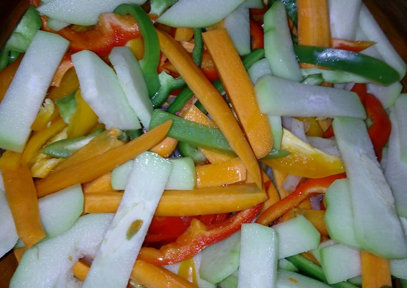 Tiritas de vegetales sofritos para comer sano a la Mario, s