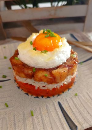 Una foto de Deconstrucción Arroz a la cubana + Huevo nube