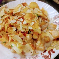 Dahi Phulki Papri Chaat A picture of Dahi Phulki Papri Chaat.