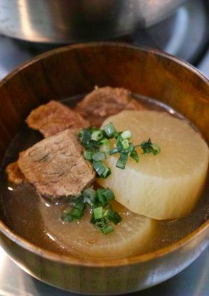 初秋:白蘿蔔煮牛肉 的食譜成品照片