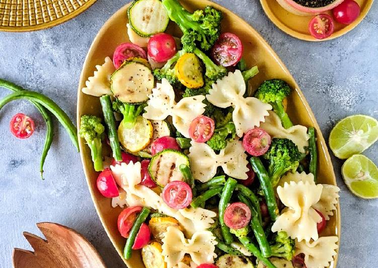 Simple Way to Serve Delicious Grilled zucchini and bow pasta(farfalle) salad