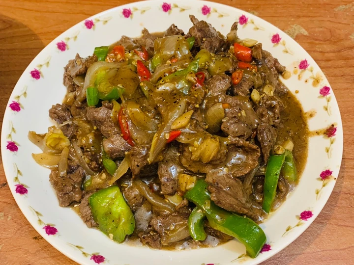 Langkah Mudah untuk Membuat Resep Sapi lada hitam Anti Ribet, Enak Banget