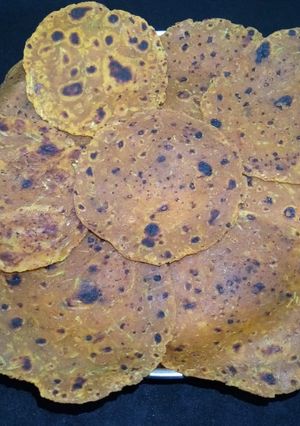 દુધી ના થેપલા (Dudhi Thepla Recipe In Gujarati) રેસીપી મુખ્ય ફોટો