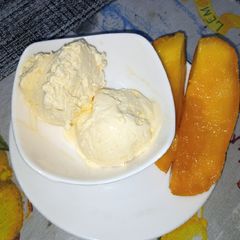 A picture of Mango Ice cream.