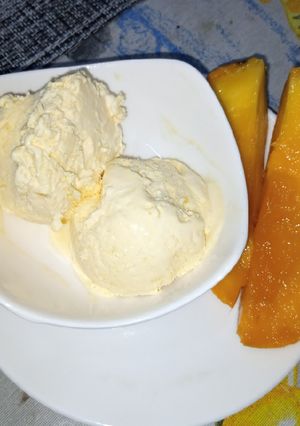 A picture of Mango Ice cream.