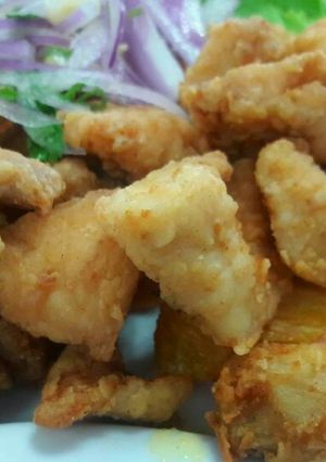 Una foto de Chicharrón de pescado