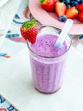 Smoothie mirtilli e fragole