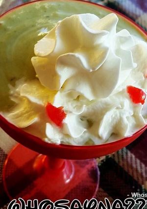 A picture of Whosayna’s Avocado Cream.