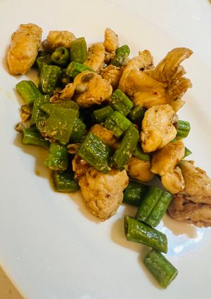 香麻里肌炒敏豆 的食譜成品照片