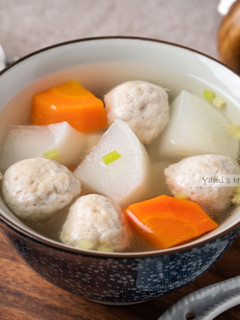 蘿蔔虱目魚丸湯【電鍋料理】 的食譜成品照片