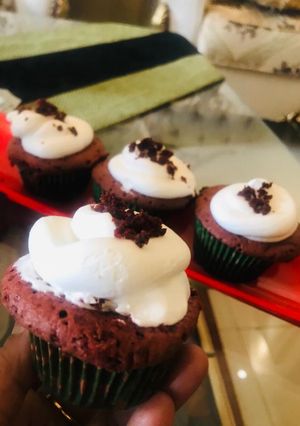 A picture of Red Velvet Cupcakes.