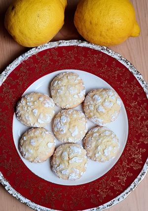 Una foto de Galletas craqueladas de limón 🍋