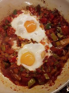 Shakshuka egyszerűen recept fotója