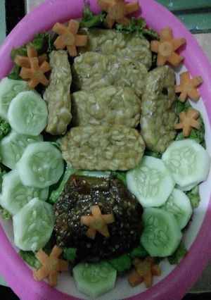 Foto resep Tempe goreng sambal sederhana