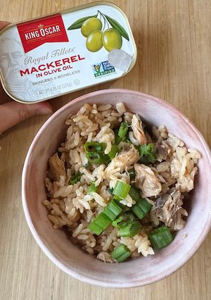 A picture of Mackerel Takikomi Gohan.