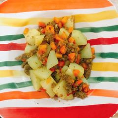 A picture of Potato and minced meat.