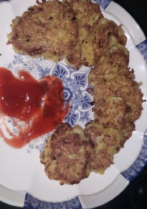 A picture of MaGGi NoDlEs ke Kabab.