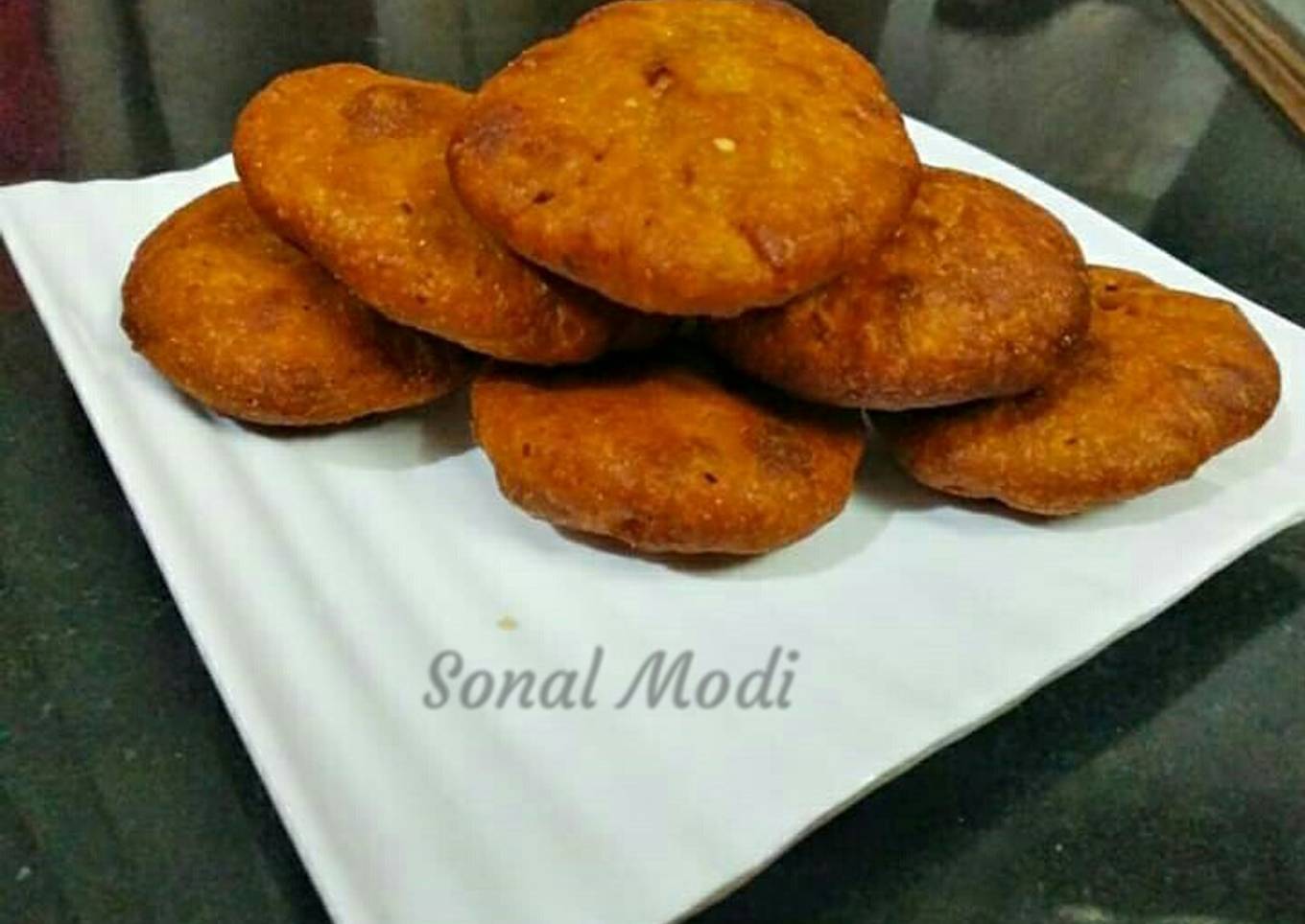 Banana Toddy puri with stuff chanadal