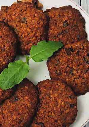 Diós-áfonyás zabpelyhes keksz recept fotója