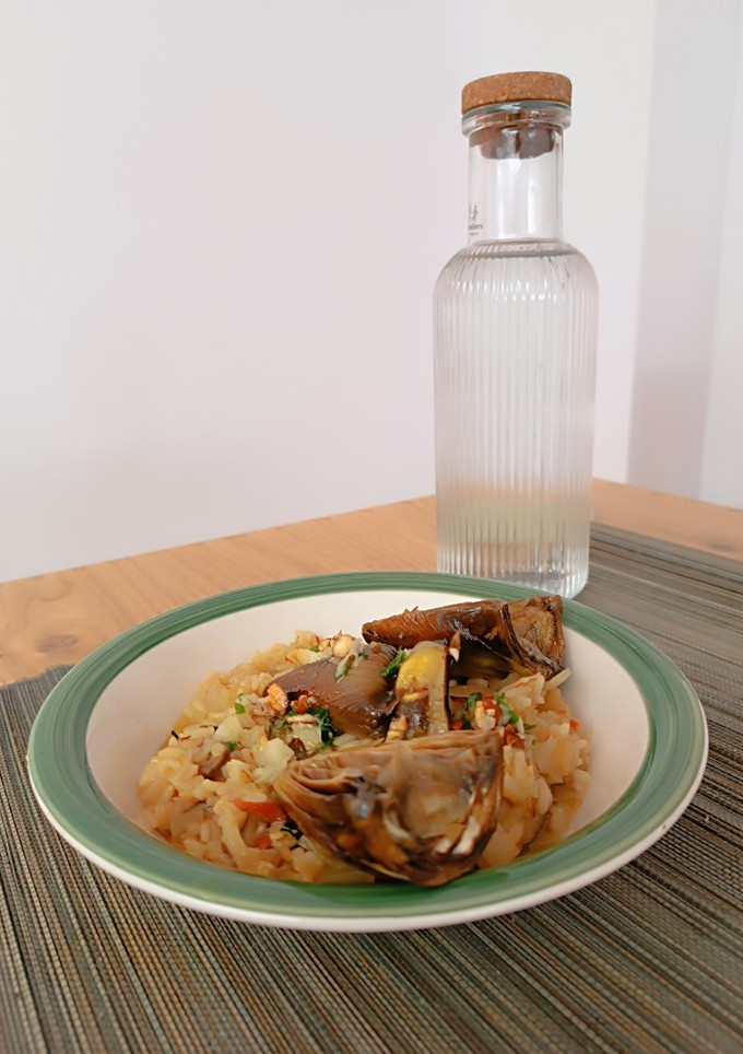 Una foto de Arroz meloso con alcachofas