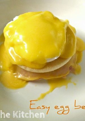 รูปของ Bread burger egg benedict