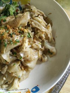 รูปของ ก๋วยเตี๋ยวคั่วไก่