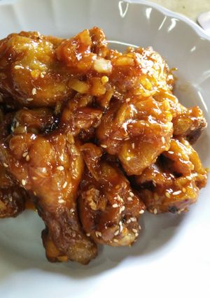 รูปของ ปีกไก่น้ำแดง