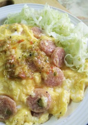 รูปของ ข้าวไข่นุ่มแหนม