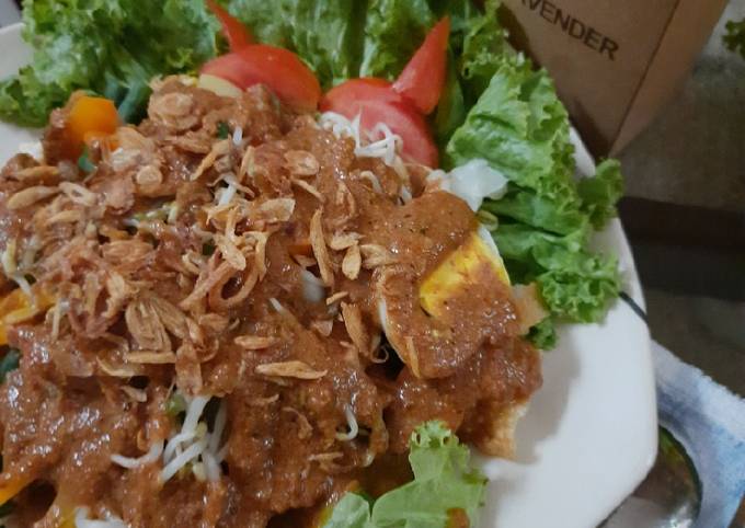 Gado Gado Seadanya