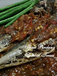 Foto resep Ikan Pindang Penyet Sambal Terasi #BikinRamadhanBerkesan