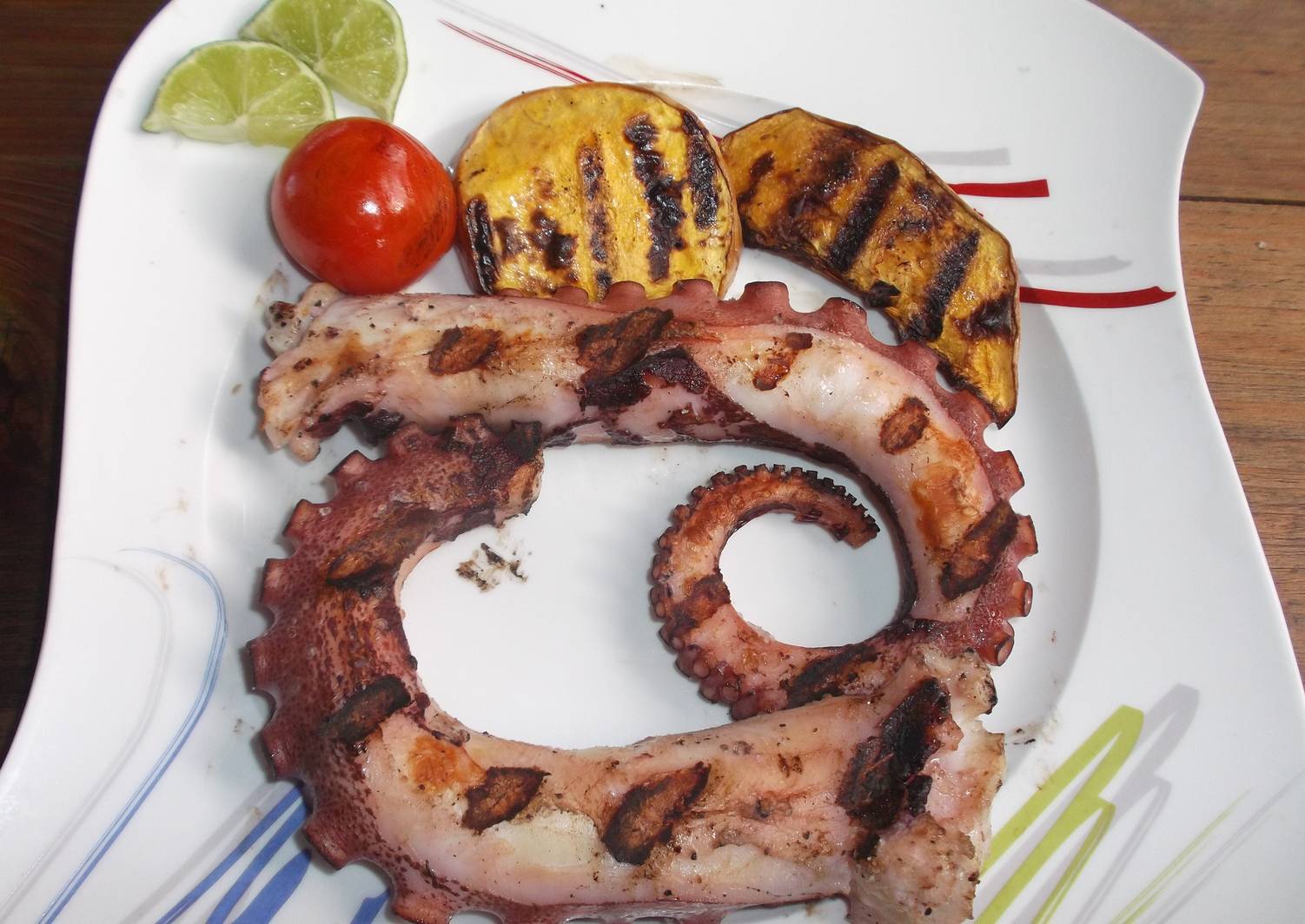Pulpo a la parrilla Receta de Dan Barreto Cookpad