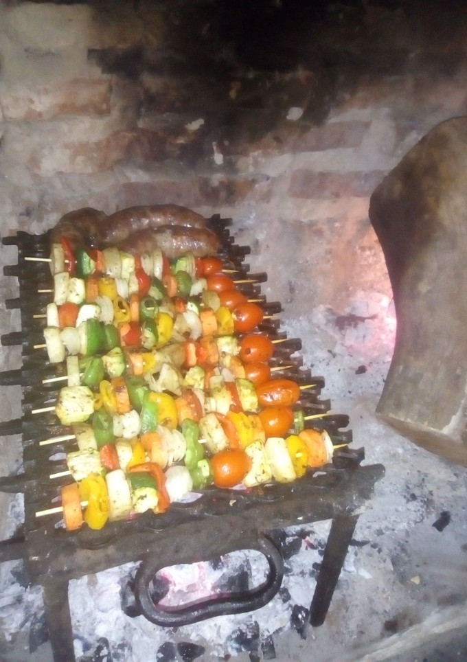 Una foto de Brochets de verdura 🍅🌶️🥕🥔🍢