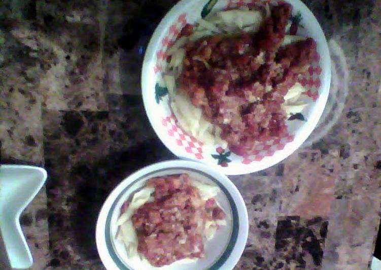 italian sausage in garlic onion tomato sauce italian sausage in garlic onion tomato sauce