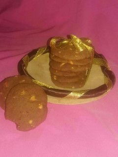 A picture of Choco-nuts cookies.