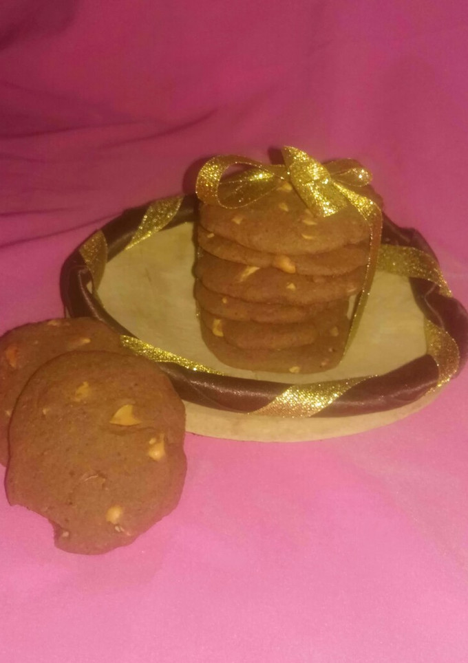 A picture of Choco-nuts cookies.