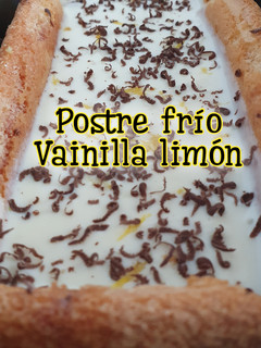 Una foto de Postre frío. Vainilla, limón y chocolate 🍋🍫❄