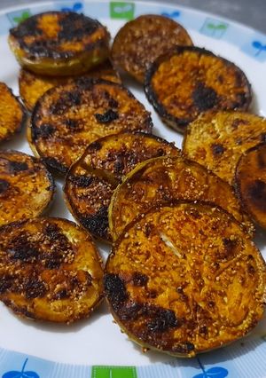 A picture of Brinjal disk or baigan bhaja.