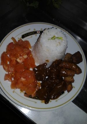 Una foto de Carne en salsa holguin