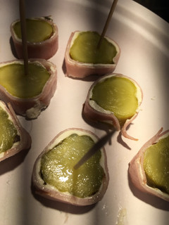 A picture of Cream Cheese And Pickle Roll Ups!!💚💚✅✳️✳️.