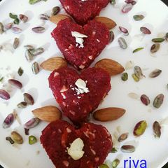 A picture of Beetroot coconut burfi.