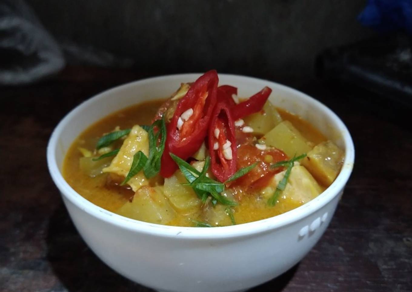 51. Kare Medan isi Ayam Kentang